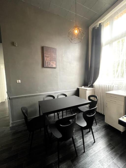 Agreable Maison De Ville Dans La Plus Belle Avenue Orleans Ngoại thất bức ảnh
