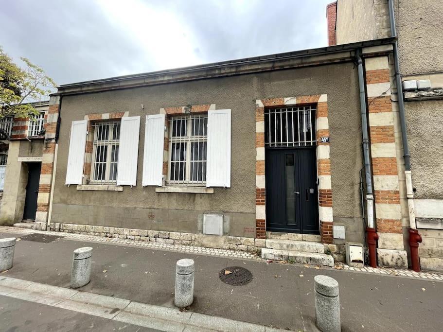 Agreable Maison De Ville Dans La Plus Belle Avenue Orleans Ngoại thất bức ảnh
